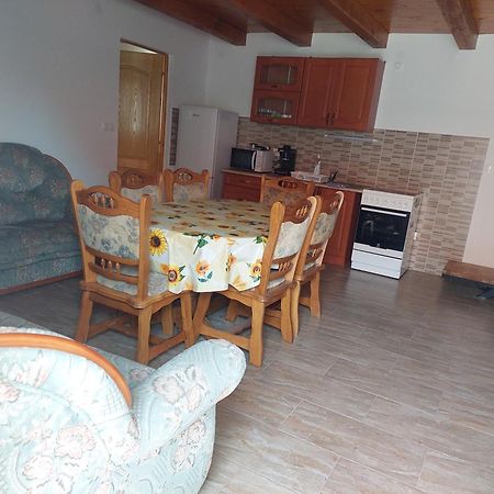 Vila Orban Nyaralohaz Kovagoors Exteriér fotografie