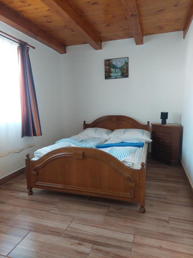 Vila Orban Nyaralohaz Kovagoors Exteriér fotografie