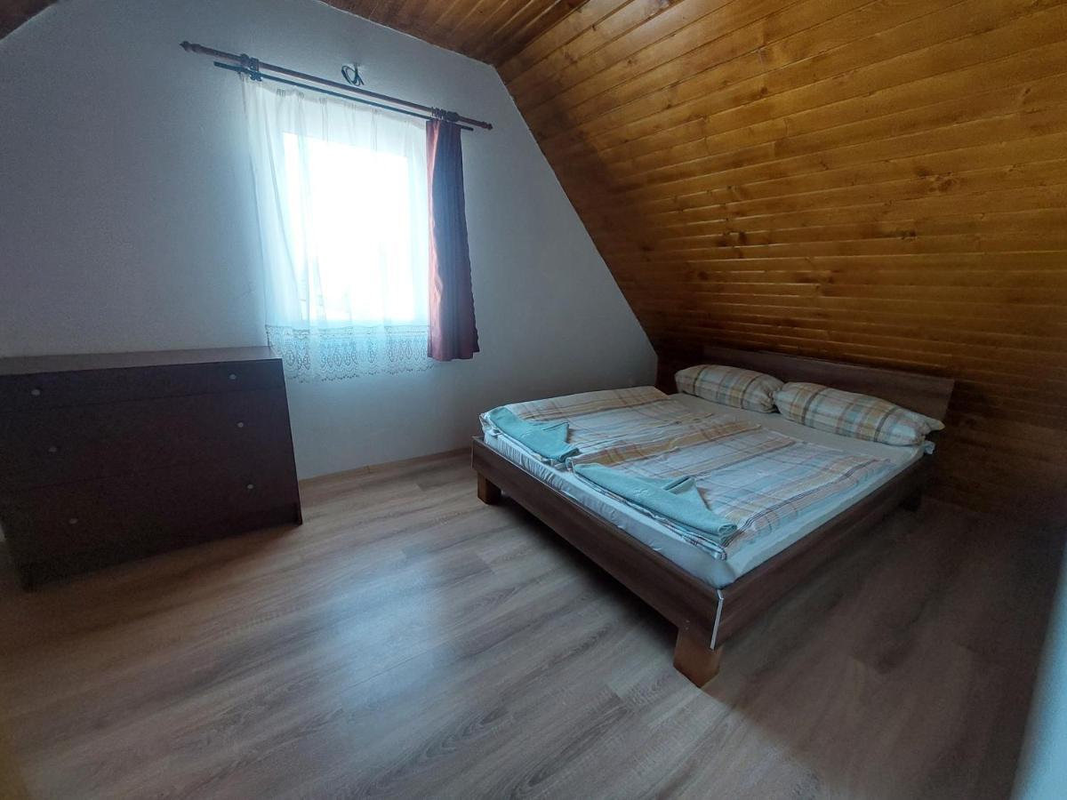 Vila Orban Nyaralohaz Kovagoors Exteriér fotografie
