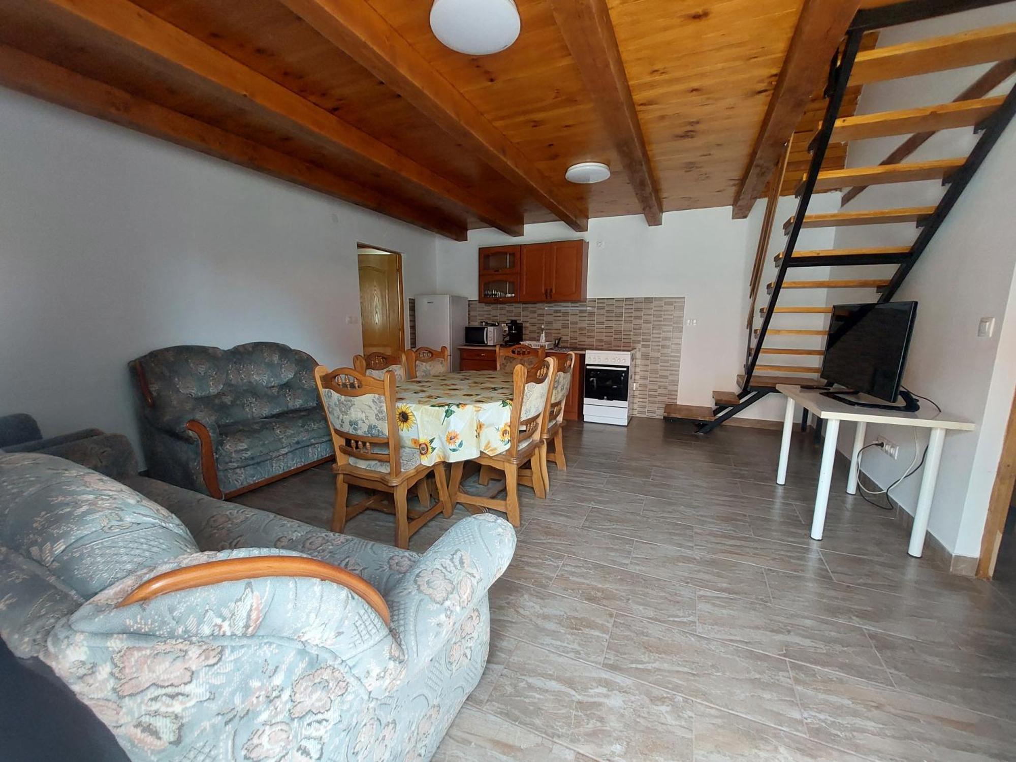 Vila Orban Nyaralohaz Kovagoors Exteriér fotografie
