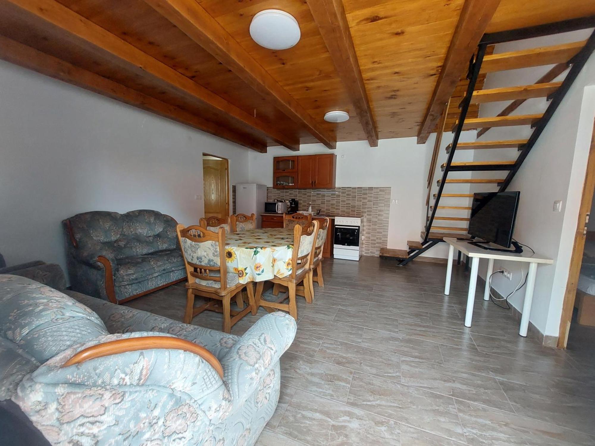 Vila Orban Nyaralohaz Kovagoors Exteriér fotografie